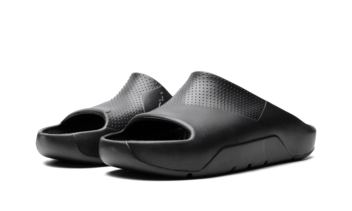 Post Slide Triple Black DX5575 001